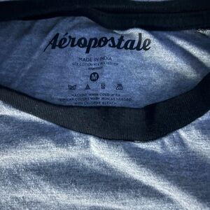 grey aéropostale t-shirt